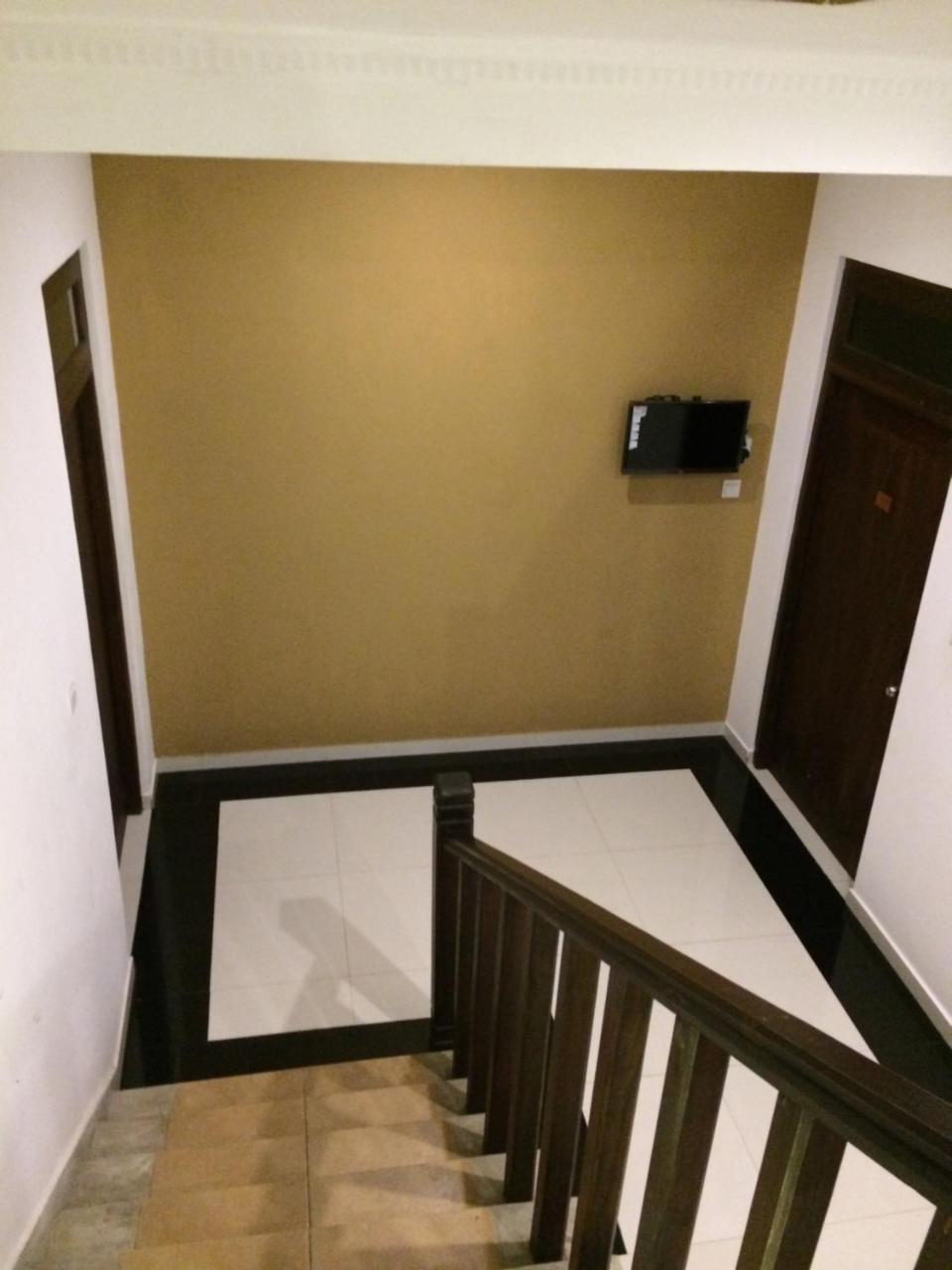 ซันไรส์ พาเลซ เนกอมโบ Bed & Breakfast ภายนอก รูปภาพ