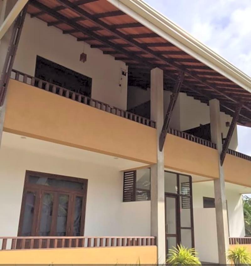 ซันไรส์ พาเลซ เนกอมโบ Bed & Breakfast ภายนอก รูปภาพ